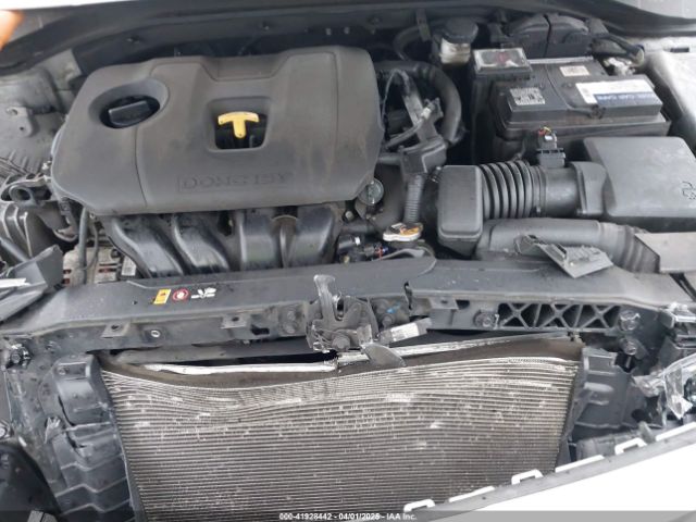 5NPD84LF2LH585950 Hyundai ELANTRA SEL