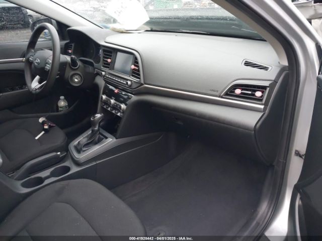 5NPD84LF2LH585950 Hyundai ELANTRA SEL