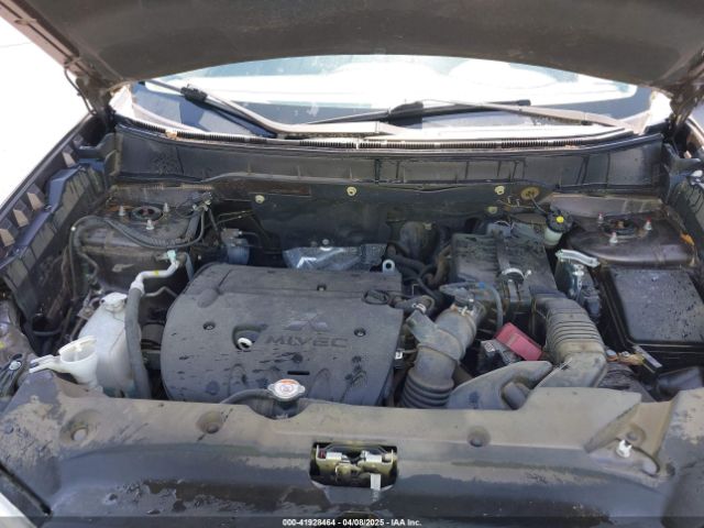 2017 MITSUBISHI OUTLANDER SPORT JA4AP3AU6HZ010827 Photo 9