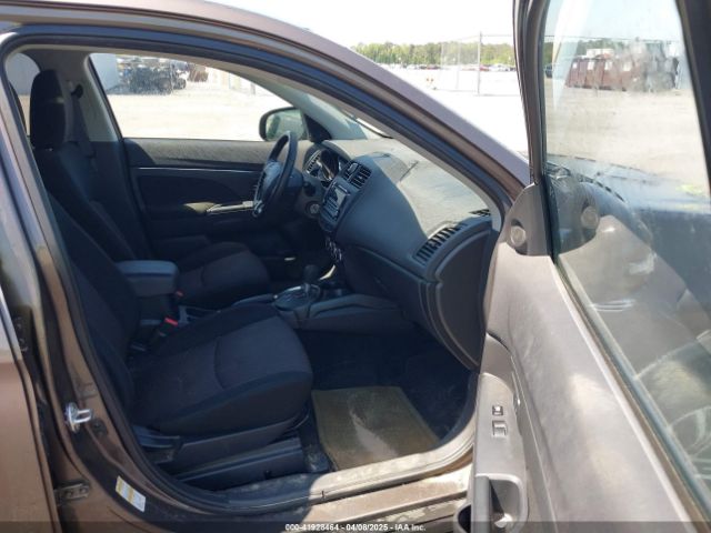 2017 MITSUBISHI OUTLANDER SPORT JA4AP3AU6HZ010827 Photo 4