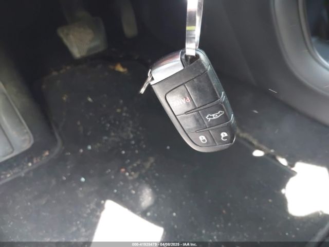 1C3CCCABXFN564910 Chrysler 200 Limited