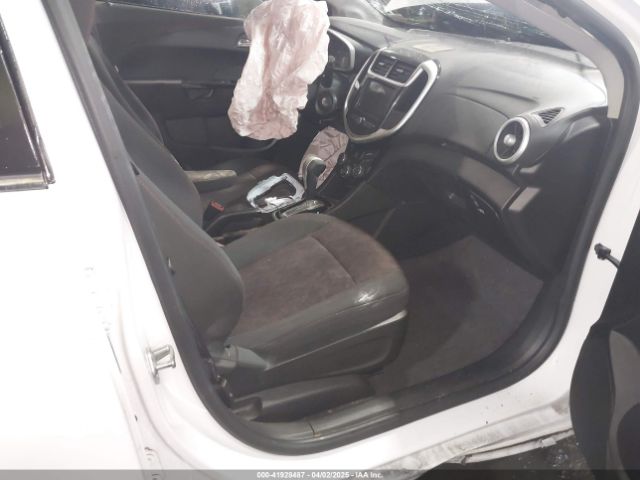 1G1JD6SH3J4116245 Chevrolet Sonic Lt Auto