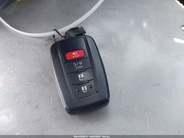 JTDKAMFP1M3180370 Toyota Prius Prime Xle