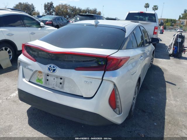 JTDKAMFP1M3180370 Toyota Prius Prime Xle