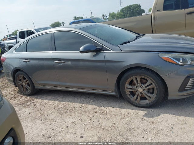 5NPE34AF7JH696982 Hyundai Sonata Sport