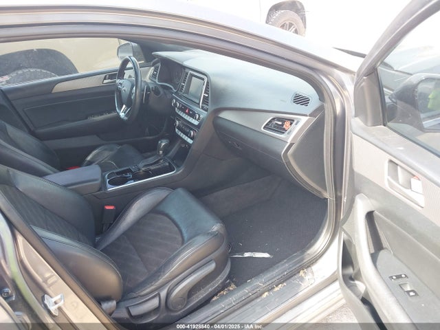 5NPE34AF7JH696982 Hyundai Sonata Sport