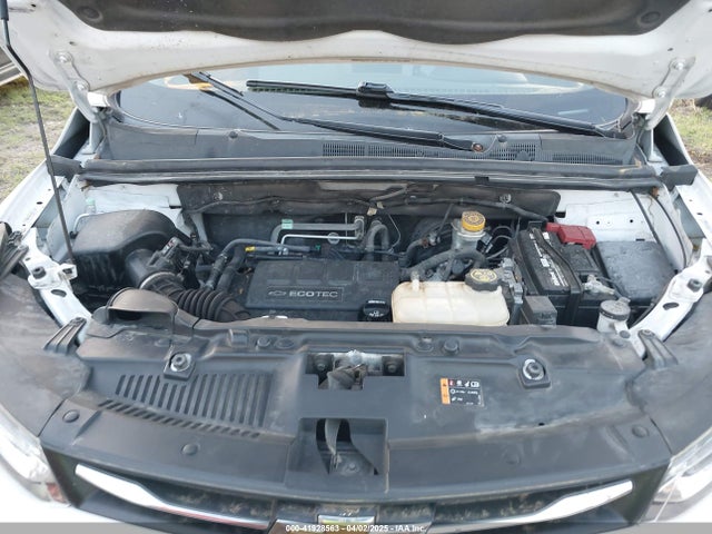 3GNCJKSB4JL341434 Chevrolet TRAX LS