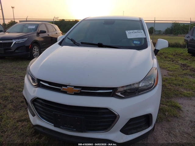 3GNCJKSB4JL341434 Chevrolet TRAX LS