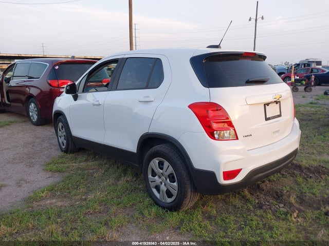 3GNCJKSB4JL341434 Chevrolet TRAX LS