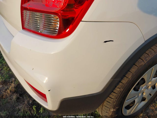 3GNCJKSB4JL341434 Chevrolet TRAX LS