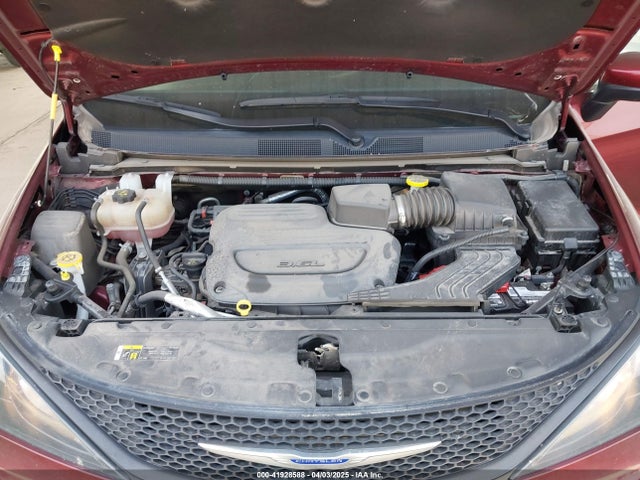 2C4RC1AGXLR102674 Chrysler Voyager L