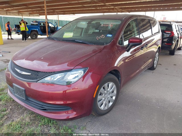 2C4RC1AGXLR102674 Chrysler Voyager L
