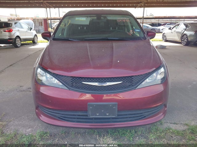 2C4RC1AGXLR102674 Chrysler Voyager L