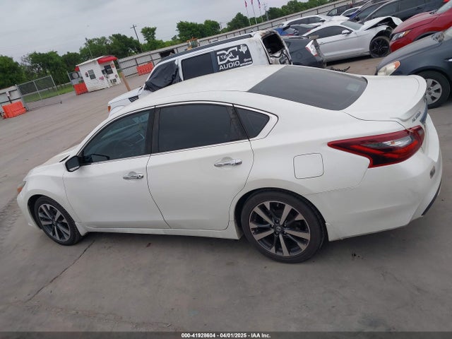1N4AL3APXHC110496 Nissan Altima 2.5 Sr