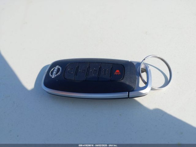 5N1BT3CA6PC744664 Nissan Rogue Sl Fwd