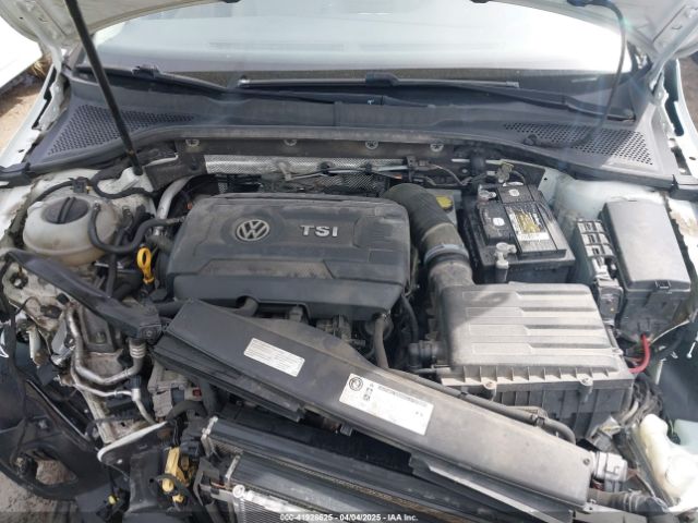 3VWC17AU1FM501308 Volkswagen Golf Sportwagen Tsi S 4-door