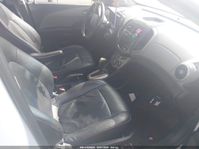 1G1JE5SB0F4109599 Chevrolet Sonic Ltz Auto