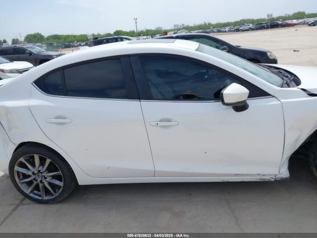 3MZBN1W30JM195076 Mazda Mazda3 Grand Touring