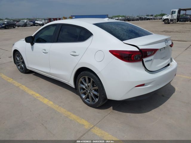 3MZBN1W30JM195076 Mazda Mazda3 Grand Touring