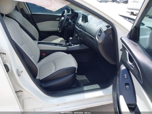 3MZBN1W30JM195076 Mazda Mazda3 Grand Touring