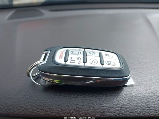 2C4RC1BG9HR831786 Chrysler Pacifica Touring-l