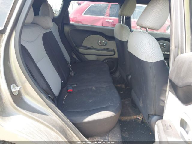 KNDJN2A27F7129774 KIA Soul
