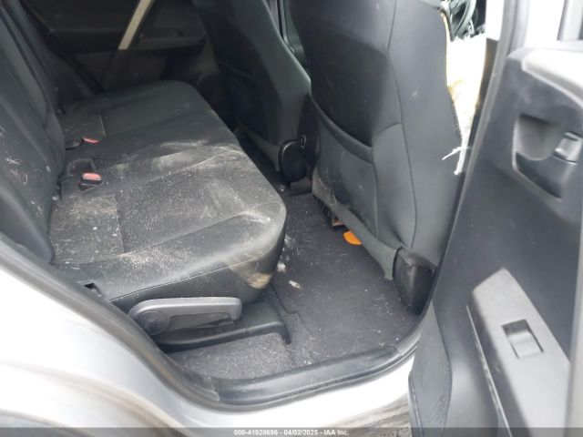 2T3ZFREV8HW318096 Toyota RAV4 LE