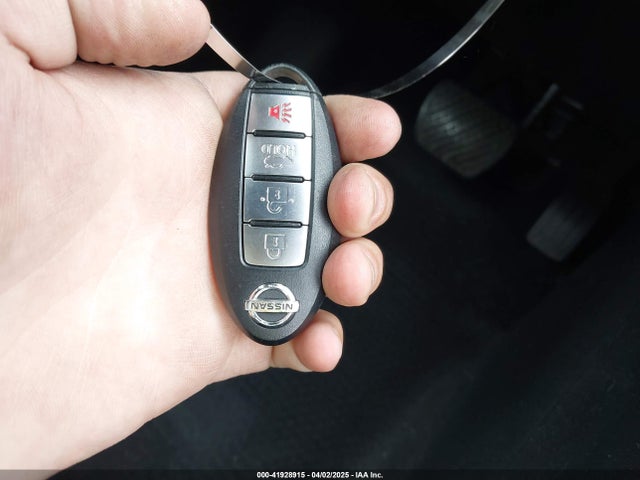 3N1AB7AP7KY222338 Nissan SENTRA SV