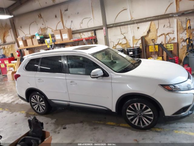 JA4AD3A39KZ005645 Mitsubishi Outlander Sel