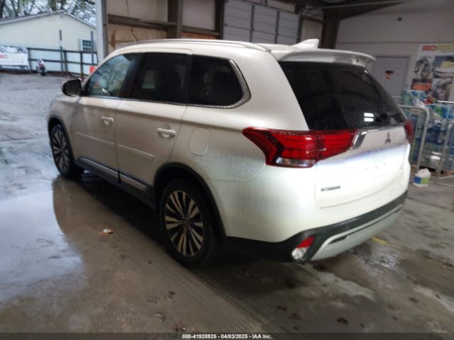 JA4AD3A39KZ005645 Mitsubishi Outlander Sel