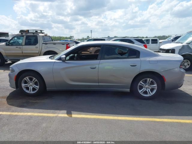 2C3CDXBG5FH725820 Dodge Charger Se
