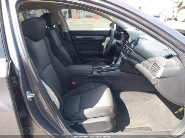 1HGCV1F17LA131978 Honda ACCORD LX