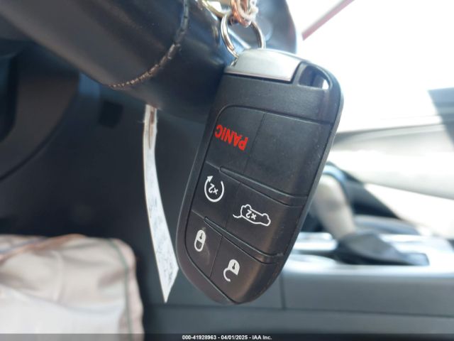 1C4RJFAG5MC704072 Jeep Grand Cherokee Laredo X 4x4
