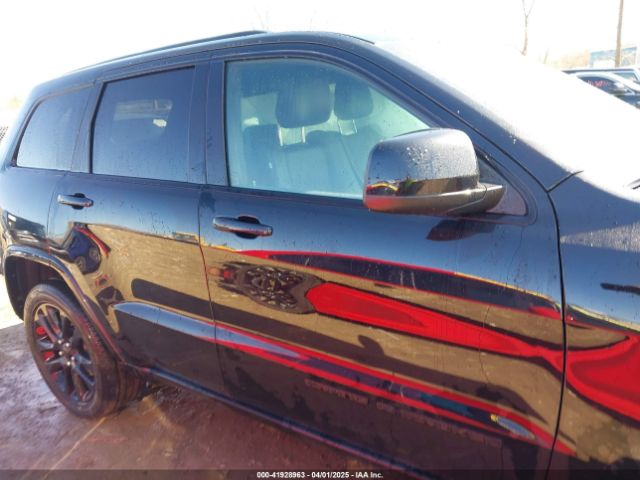 1C4RJFAG5MC704072 Jeep Grand Cherokee Laredo X 4x4