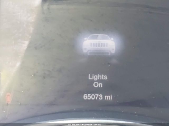 1C4RJFAG5MC704072 Jeep Grand Cherokee Laredo X 4x4