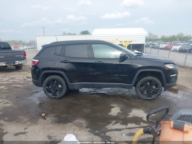 3C4NJDBB7LT157685 Jeep Compass Altitude 4x4