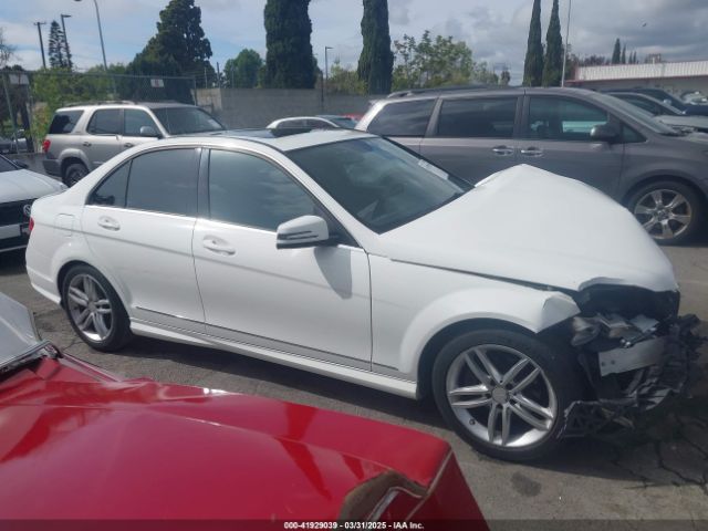WDDGF4HB4EA954395 Mercedes-Benz C 250 Luxury/sport