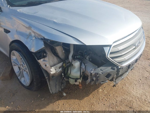 1FAHP2E89GG132612 Ford 2016
