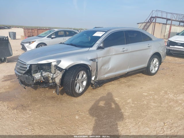1FAHP2E89GG132612 Ford 2016
