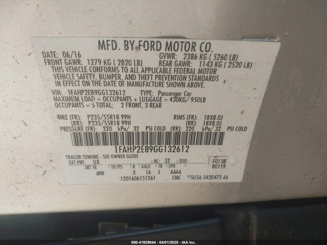 1FAHP2E89GG132612 Ford 2016