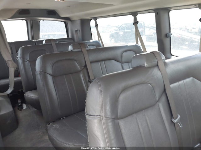 1GAZGNFG8J1187822 Chevrolet Express 3500 Ls