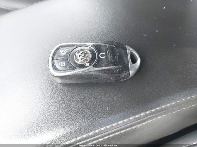 1G4ZP5SS4JU126723 Buick Lacrosse Essence
