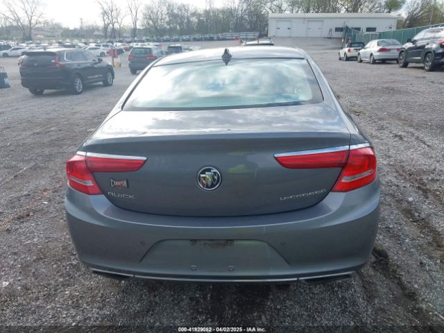 1G4ZP5SS4JU126723 Buick Lacrosse Essence