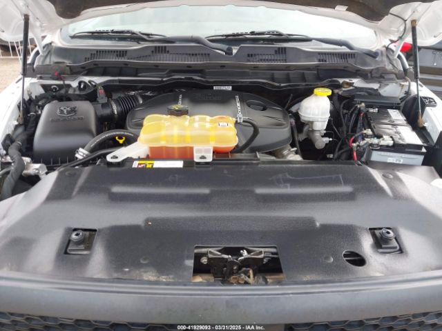 1C6RR6KM0JS278331 RAM 1500 Tradesman  4x2 5'7 Box