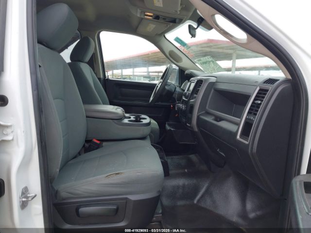 1C6RR6KM0JS278331 RAM 1500 Tradesman  4x2 5'7 Box