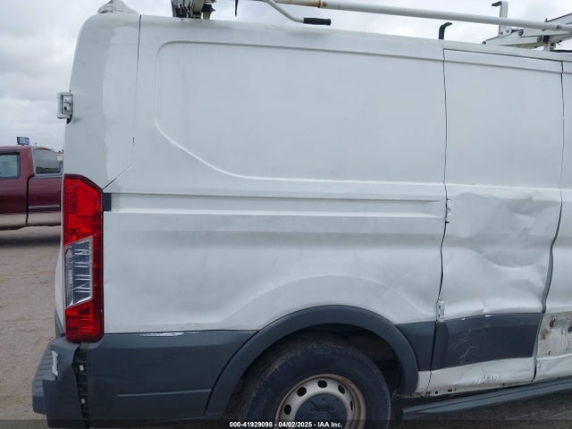 1FTYR1ZM5GKA09697 Ford Transit-250