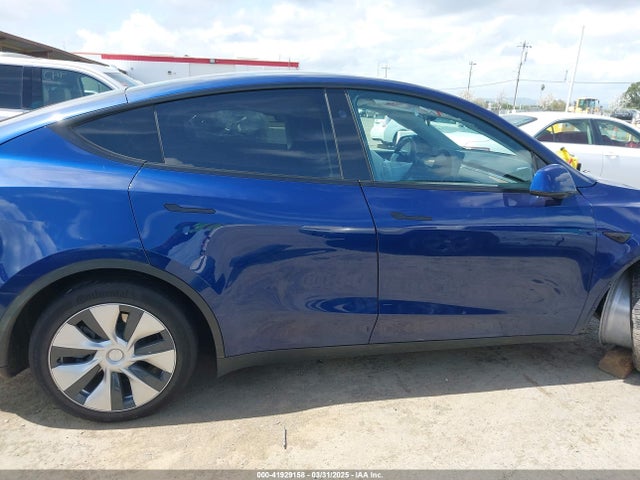 7SAYGDED8PF972140 Tesla Model Y
