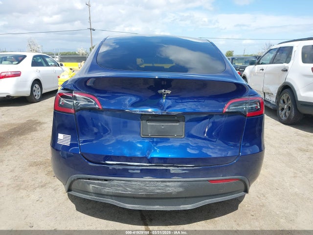 7SAYGDED8PF972140 Tesla Model Y