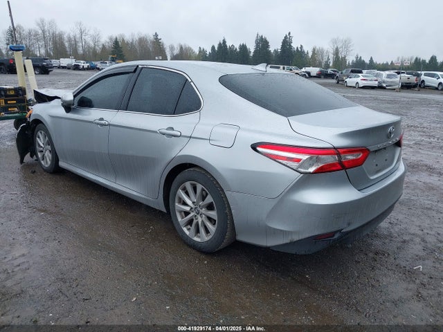 4T1B11HK8KU256265 Toyota CAMRY LE