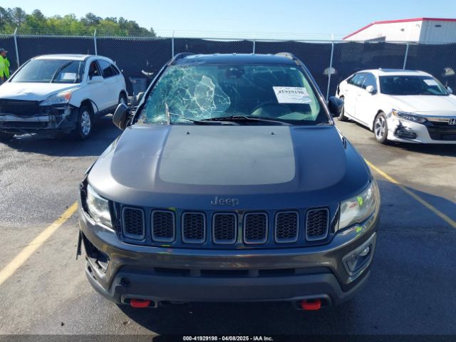 3C4NJDDB3JT231923 Jeep Compass Trailhawk 4x4